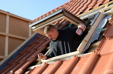 Pose de fenêtres de toit Velux à Dirinon